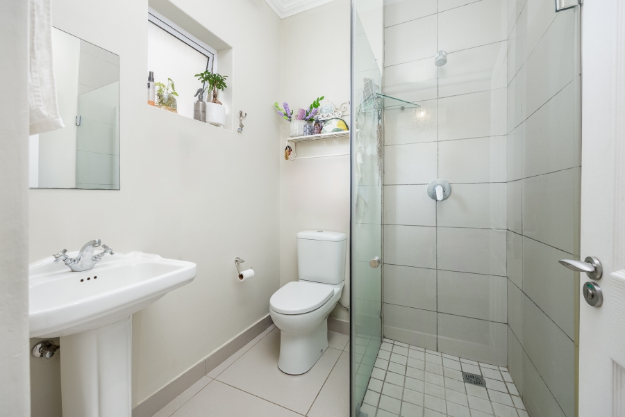 2 Bedroom Property for Sale in Koelenhof AH Western Cape